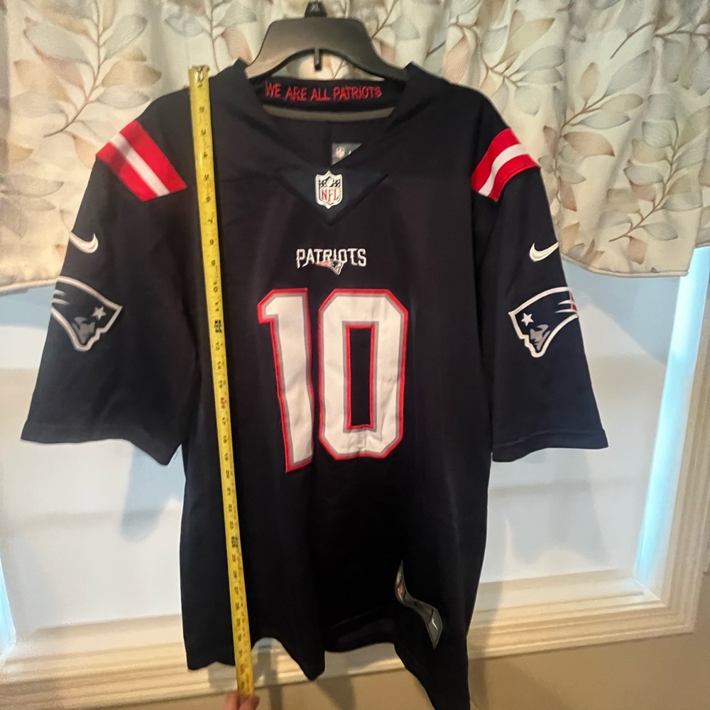 Nike Mac Jones Nee Wngland Patriots Jersey L